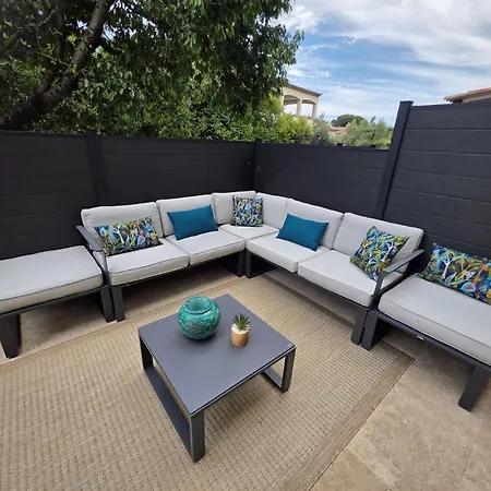 Superbe Appartement, 2 Chambres, 7 Couchages, Avec Terrasse, Proche Centre Et Plages شقة سانت ماكسيم